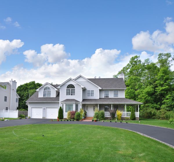 Asphalt Driveway Sealcoating in Holly Springs