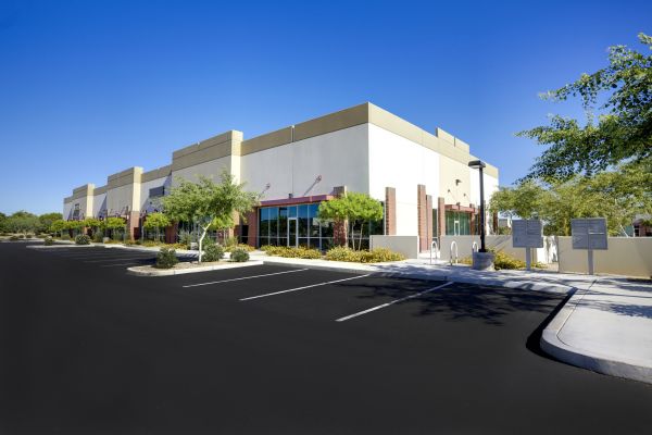 Parking Lot Sealing in Holly Springs