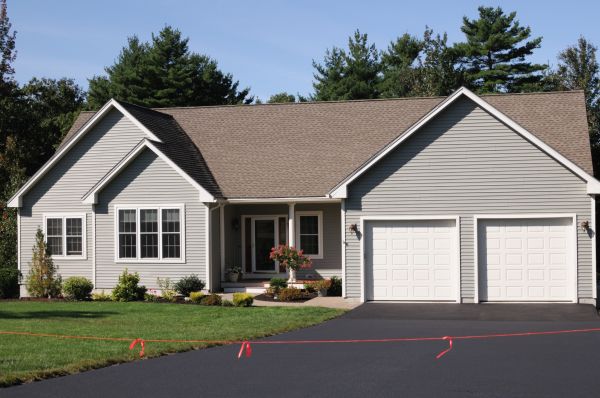 Sealcoating Service in Holly Springs