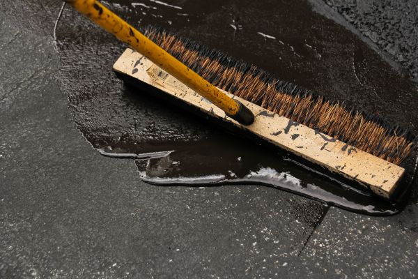Commercial Asphalt Sealing in Holly Springs