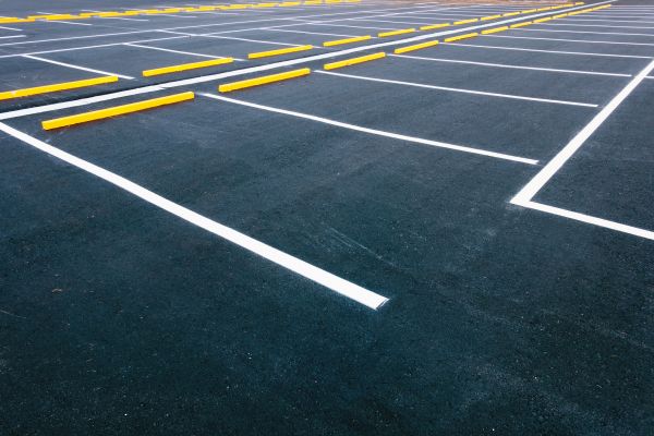 Asphalt Parking Lot Sealing in Holly Springs