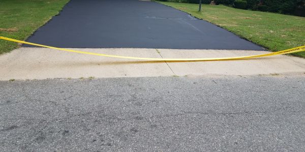 Driveway Sealcoating in Holly Springs